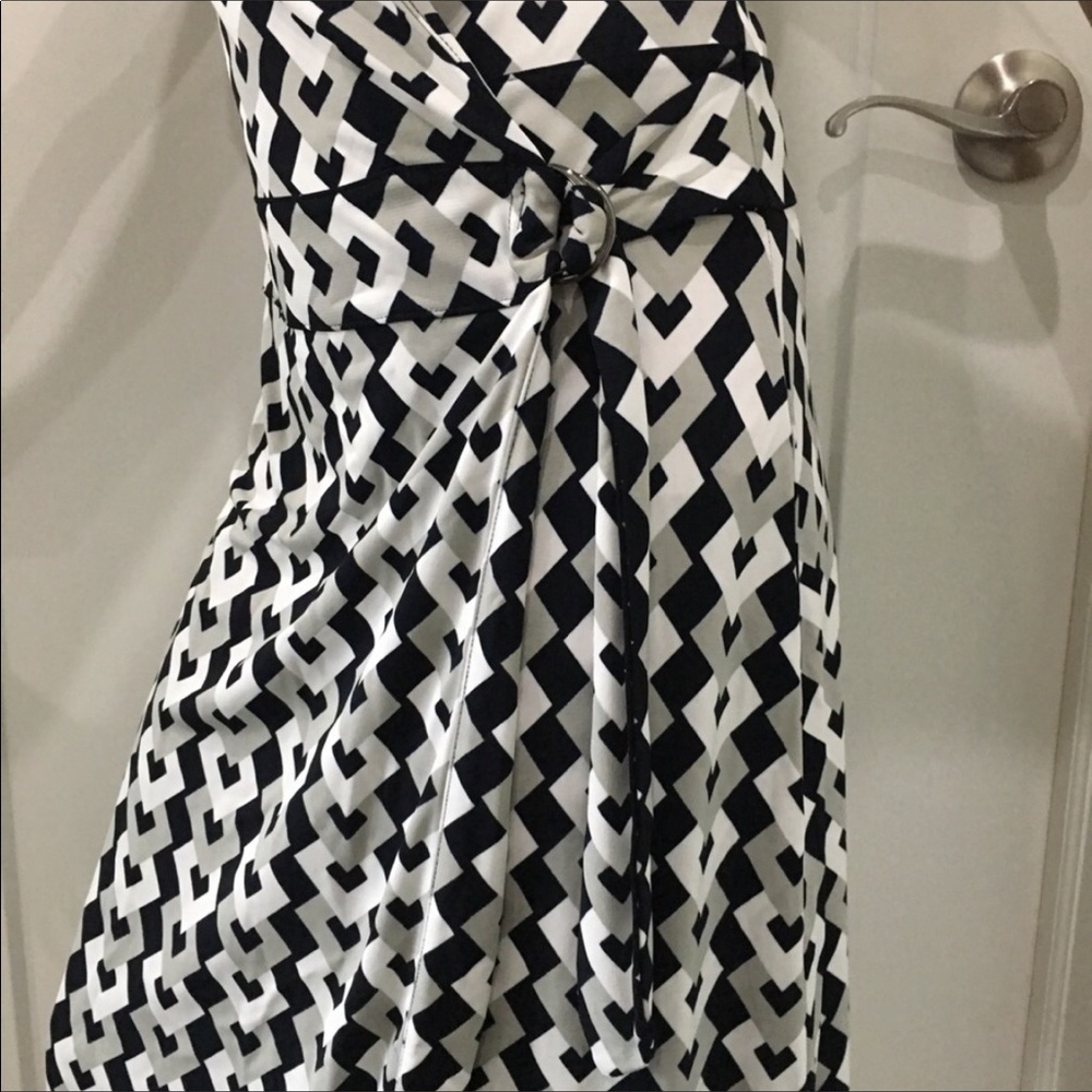 Banana Republic wrap dress chain design black white gray size xs - Picture 5 of 9